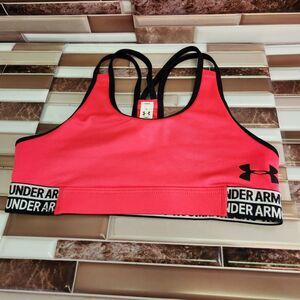 Under Armour Sports Bra Heat Gear Size M Fitted Pink
